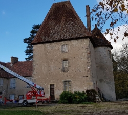 repicage sur tuile poste de pays avec l aide d une nacelle (2)